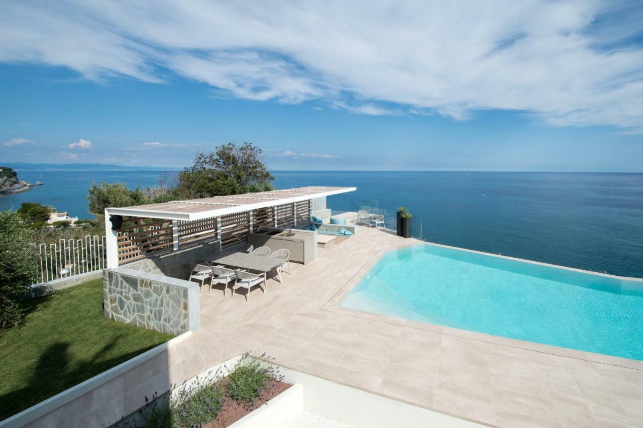 B&B Capo Torre Resort & Spa Albisola Superiore Eksteriør bilde